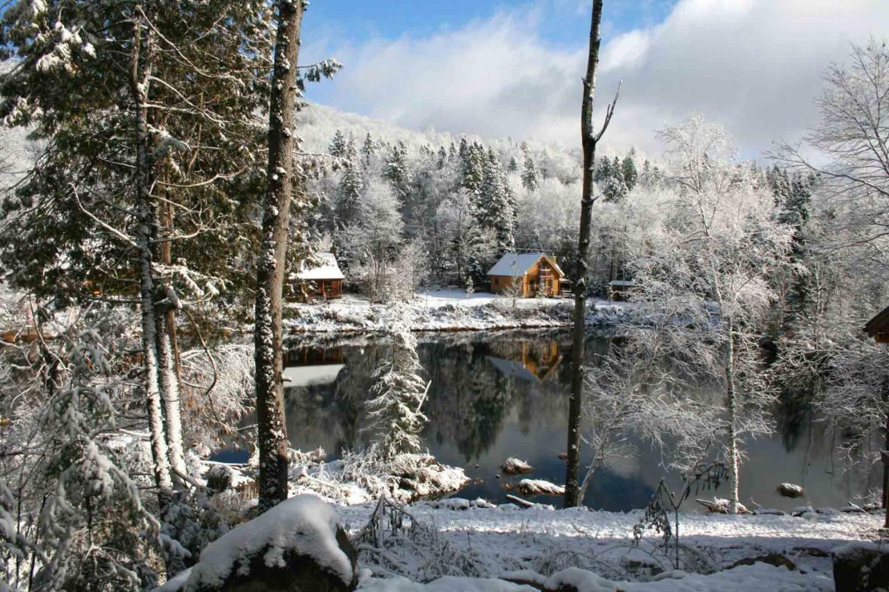Les Cabanes Du Trappeur Wentworth-Nord Bagian luar foto